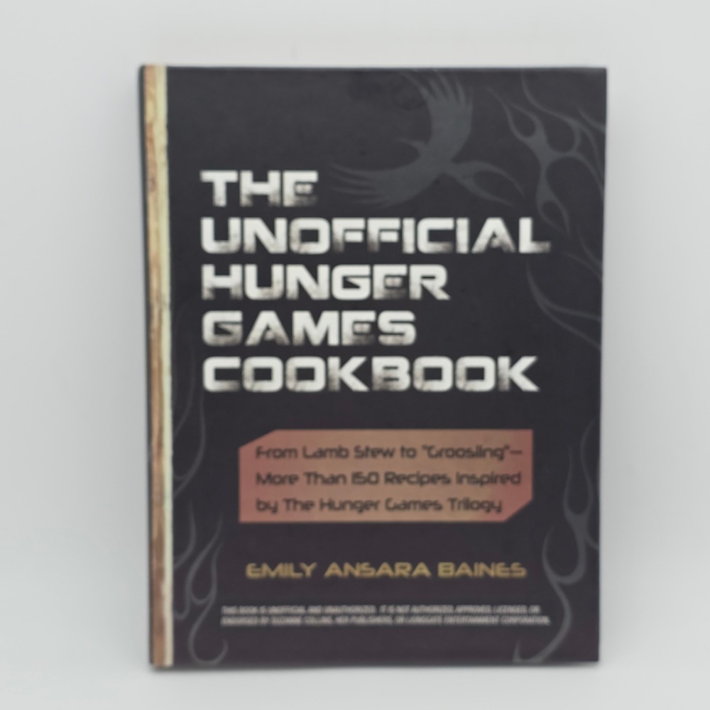 Hunger Games Cookbook All Ages Hardcover Black 150+ Recipes Fan Gift‎ Dystopian